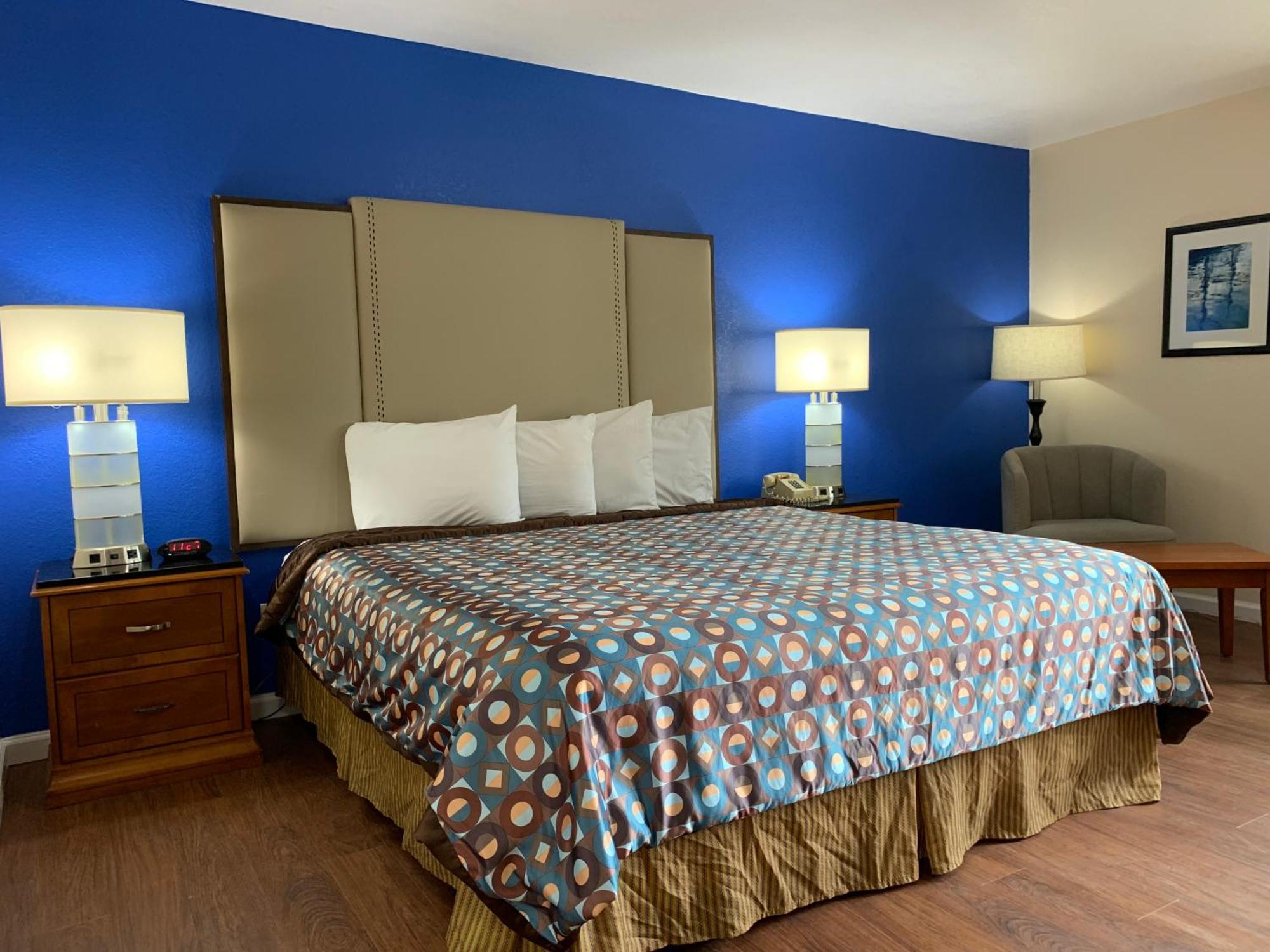 King Room,1210855948:JPEG